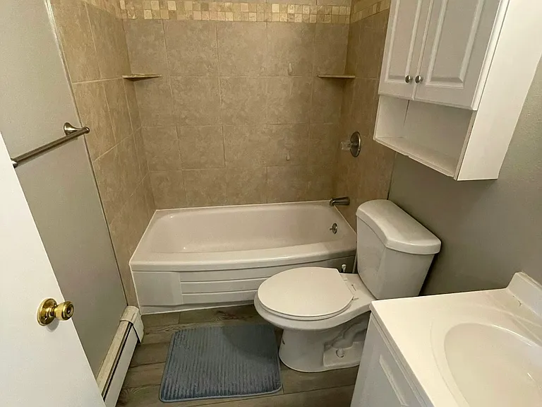 2107 Jefferson Ave #2 — Photo 10