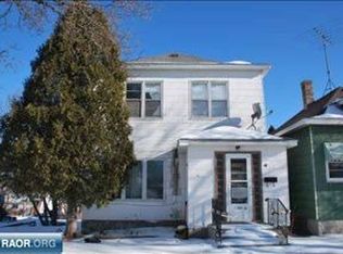 404 2nd Ave NW, Chisholm, MN 55719