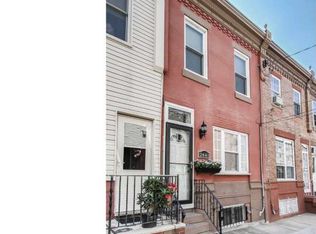 2441 S Juniper St, Philadelphia, PA 19148