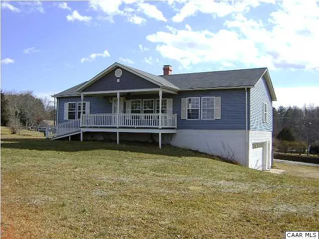 126 E Daffodil Rd photo 1