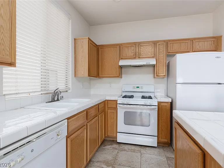 787 Rise Canyon Dr — Photo 6