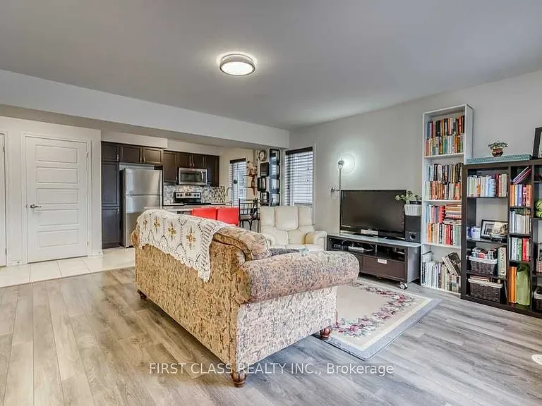 629 Laking Ter — Photo 12