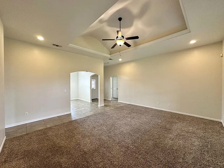 6710 Alvin Dr — Photo 6
