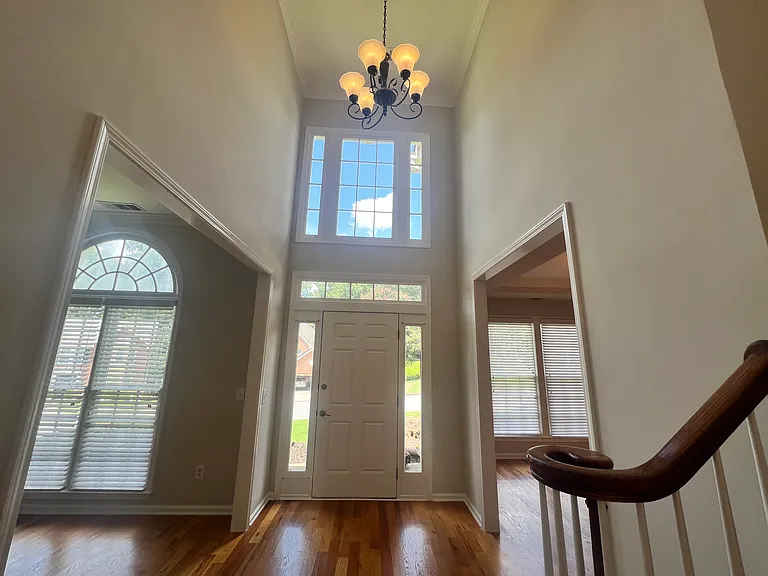365 Tumbling Creek Dr — Photo 3
