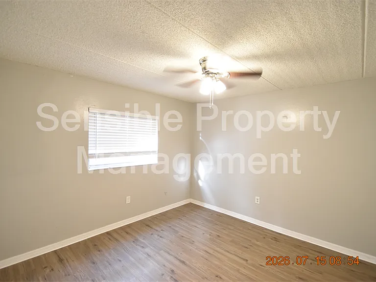 306 Danube Ave #1 — Photo 24