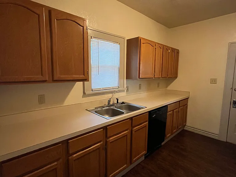 3715 E Central Ave — Photo 9