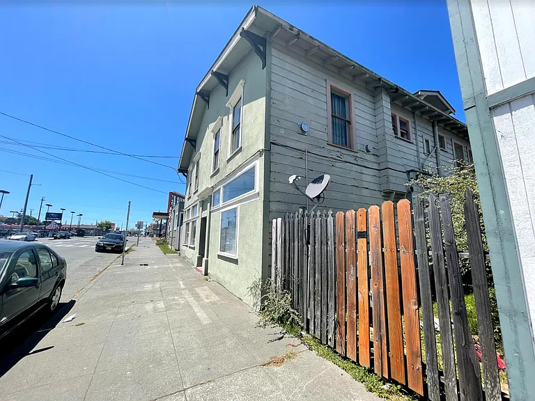 1507 5th St — Photo 23