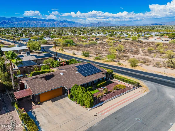8681 E Desert Palm St, Tucson, AZ 85730