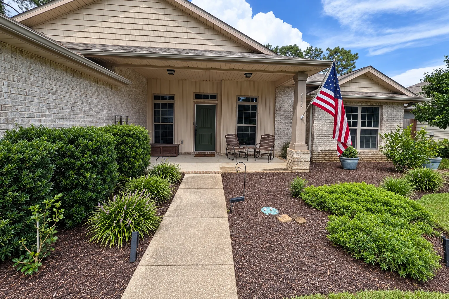 4 bed, 2070 sqft, $3,500 — Photo 1