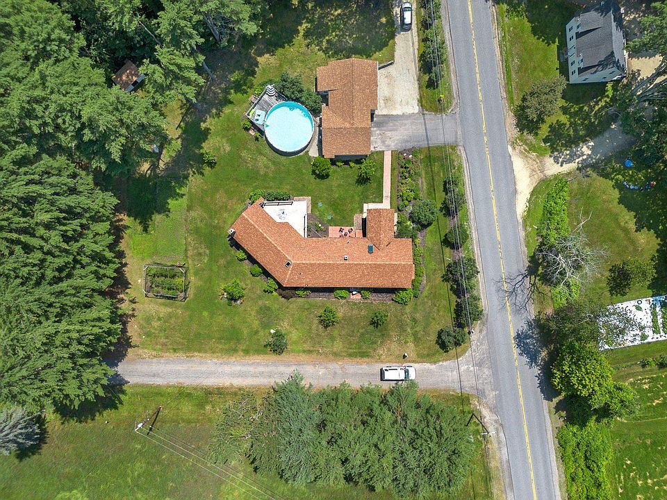 213 Lee Hook Road, Lee, NH 03861 Zillow