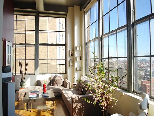 Sold by Sotheby's International Realty | media 21