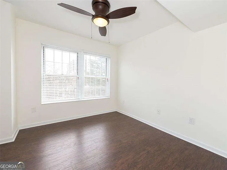 199 14th St NE #205 — Photo 6