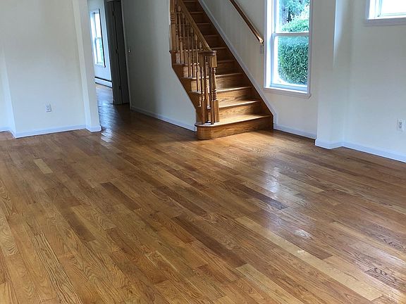 2nd image of 8324 265th St