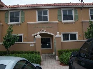 630 SW 106th Ave, Pembroke Pines, FL 33025
