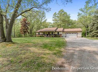 2080 Becker Rd, Muskegon, MI 49445