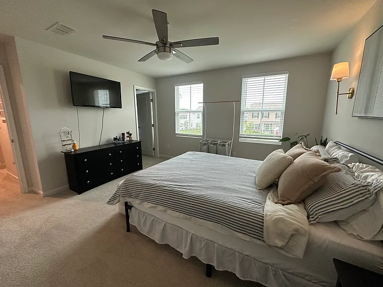 1441 Burgundy Bluff Ln — Photo 19