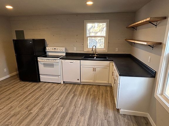 4th image of 1313 Lincoln Ave #1/2