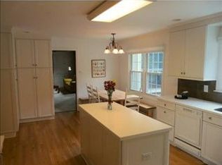 419 Maple Ln, Sewickley, PA 15143