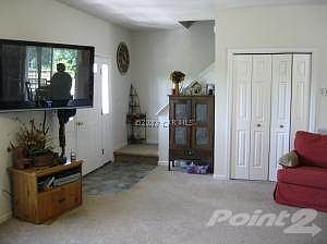 05 living room a