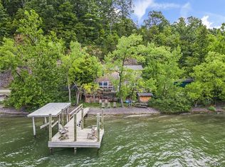 1363 Honoco Rd, Aurora, NY 13026