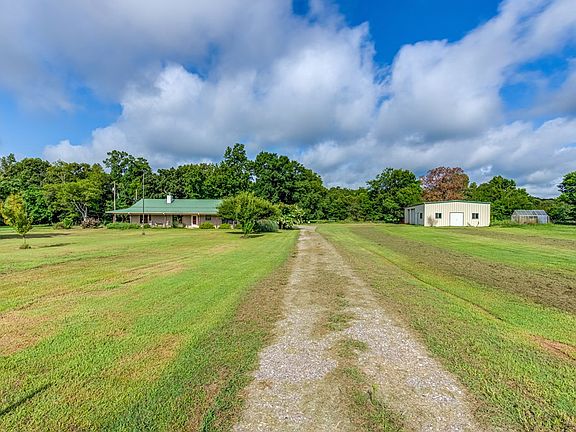 4th image of 218 County Road 555
