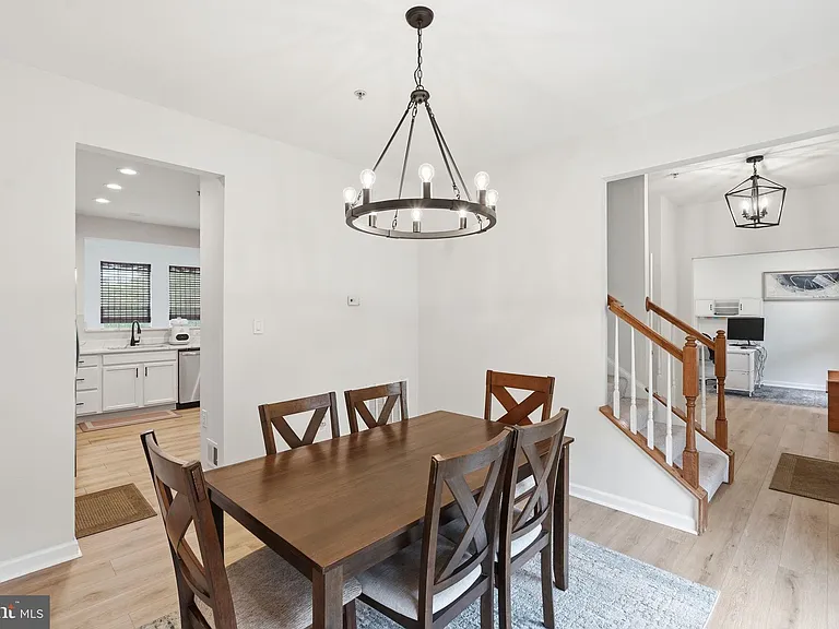 1908 Orchard Hill Dr — Photo 24