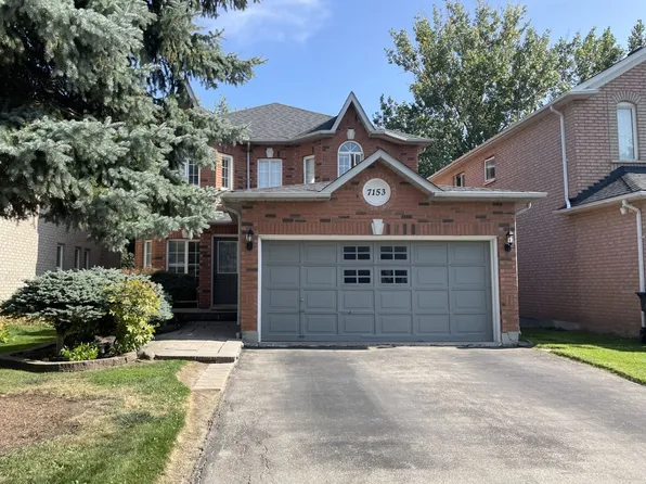 7153 Waldorf Way, Mississauga, ON L5N 7R3
