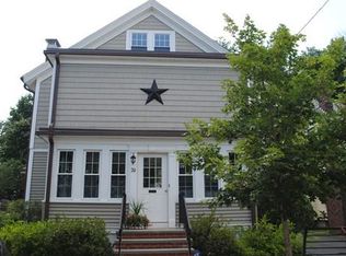 29 Taylor St, Quincy, MA 02170