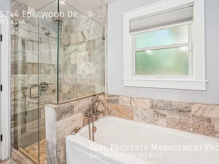 15744 Edgewood Dr — Photo 23