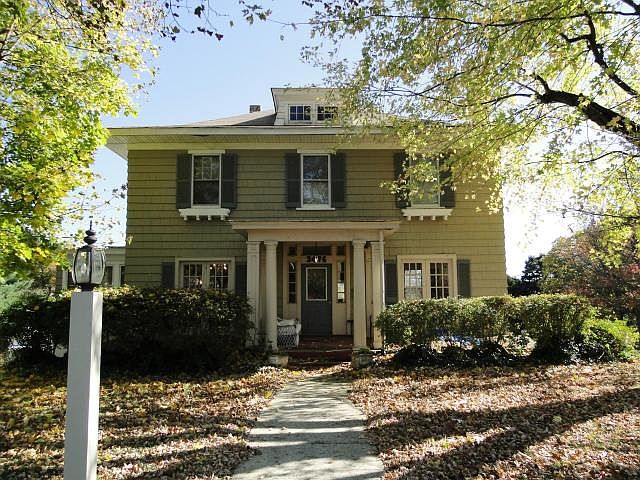 1st image of 3476 Fort Ave