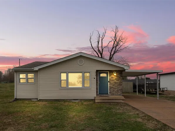 804 Lake Dr, Herculaneum, MO 63048