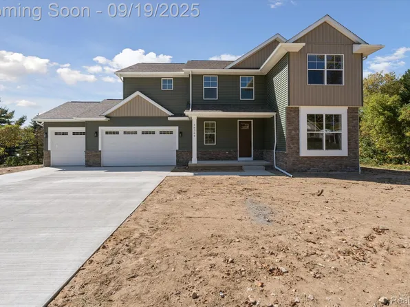 16368 Shadow Ln, Linden, MI 48451