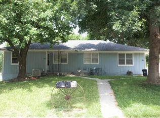 3105 Cambridge St, Saint Joseph, MO 64506