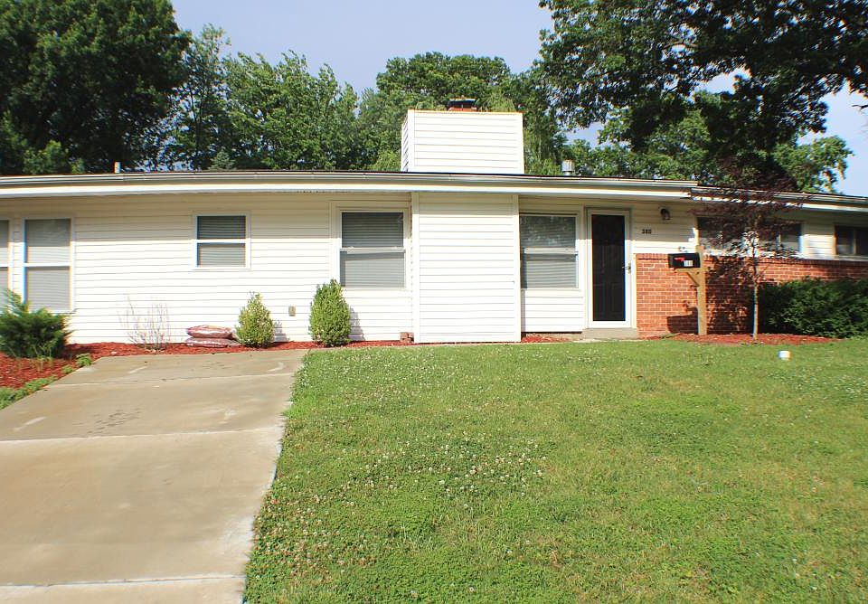 1st image of 380 Countryside Dr