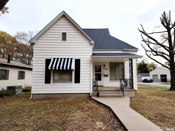 500 N 19th St, Herrin, IL 62948
