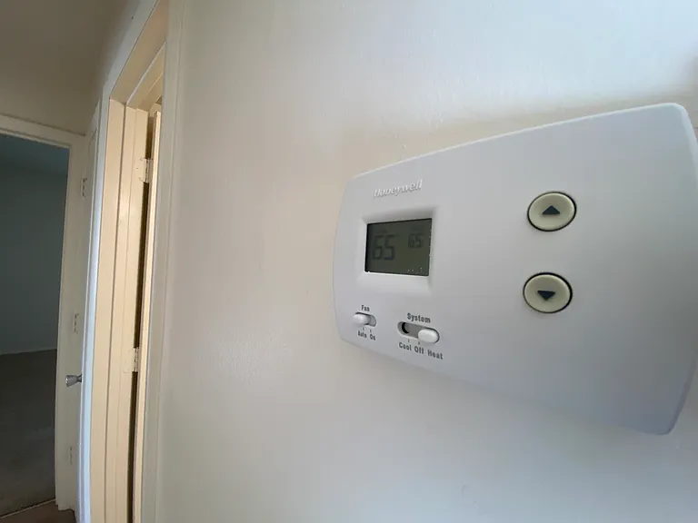 County Green Apartments — Photo 51
