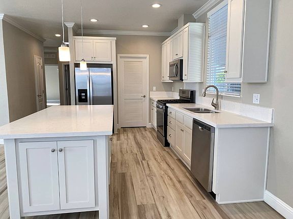 3rd image of 525 W El Norte Pkwy Space 277