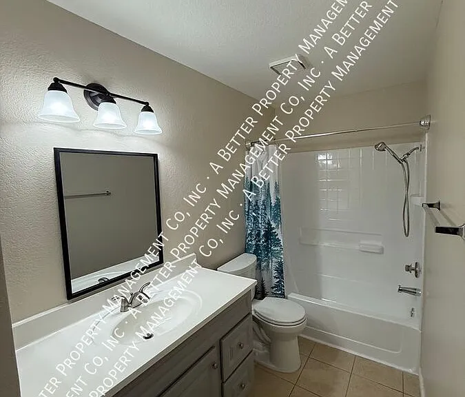 15000 Downey Ave #112 — Photo 2