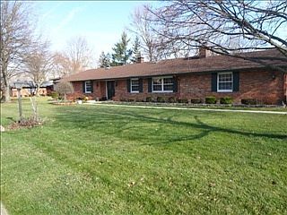 1st image of 7990 Brainard Woods Dr