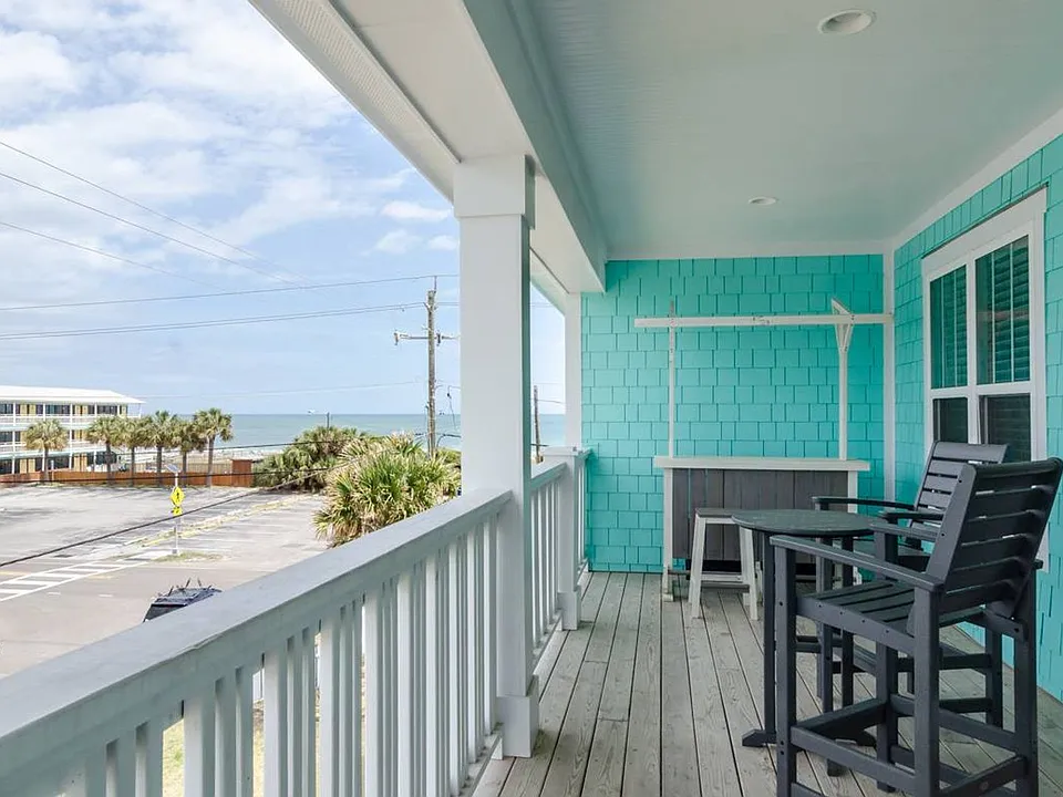 1211 N Fort Fisher Blvd #B