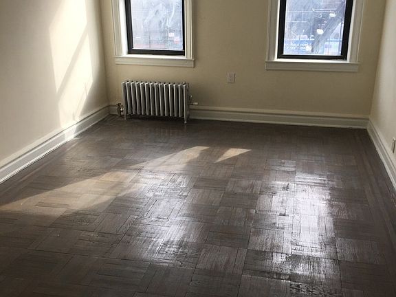 5th image of 221 Linden Blvd APT 1B