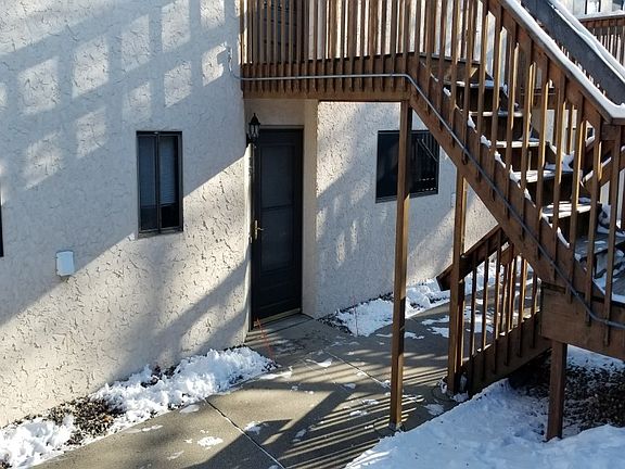 2nd image of 1575 Millpond Ct