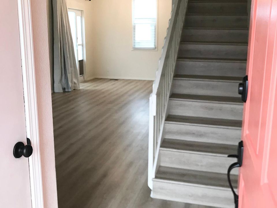 1st image of 6123 N River Glen Pl
