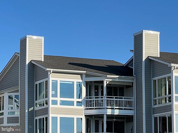 2nd image of 436 Oyster Cove Dr