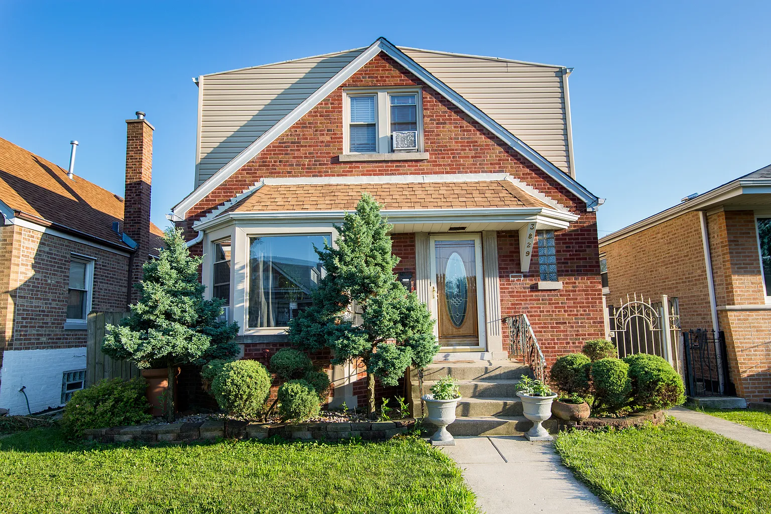 3829 W 55th Pl photo 1