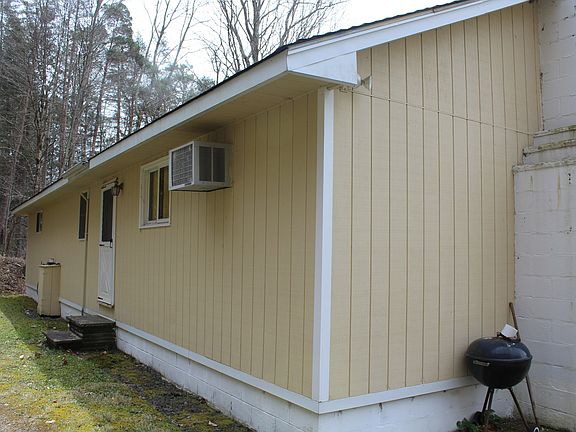 2nd image of 8993 State Highway 30