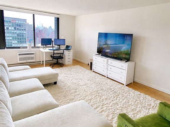 2nd image of 300 E 34th St APT 20k
