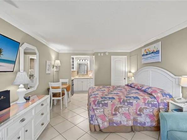 2555 Tamiami TRL N #156, NAPLES, FL 34103