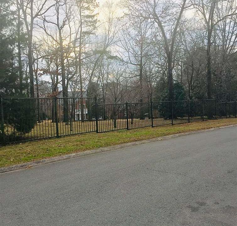 2nd image of 6002 Brentwood Rd