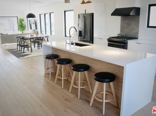 4507 10th Ave, Los Angeles, CA 90043